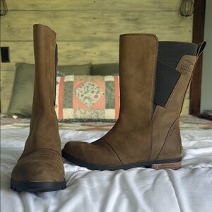 Sorel Brown Leather Emelie mid thigh Boots size women’s 6